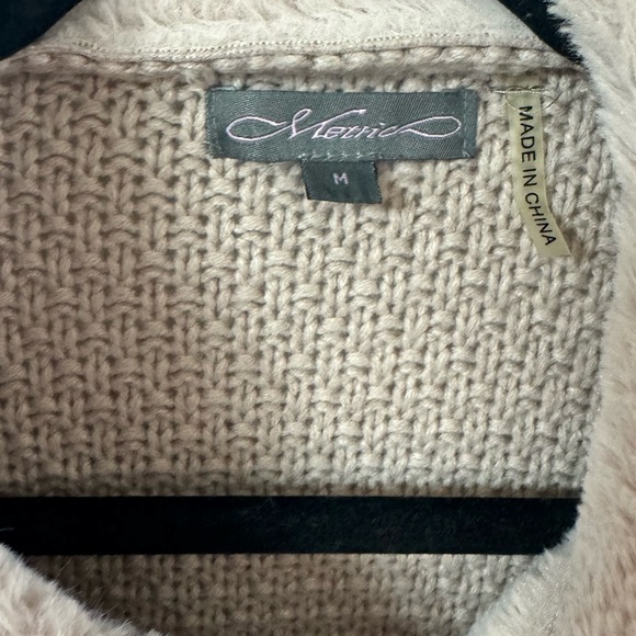 Fur Coat - Picture 2 of 3